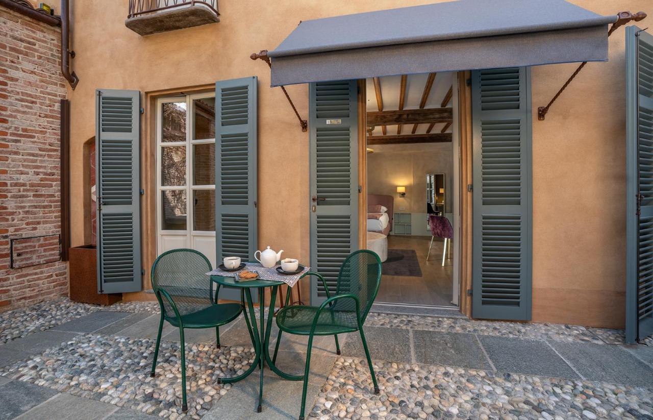Il Cortile Di San Michele Bed & Breakfast Guarene Luaran gambar