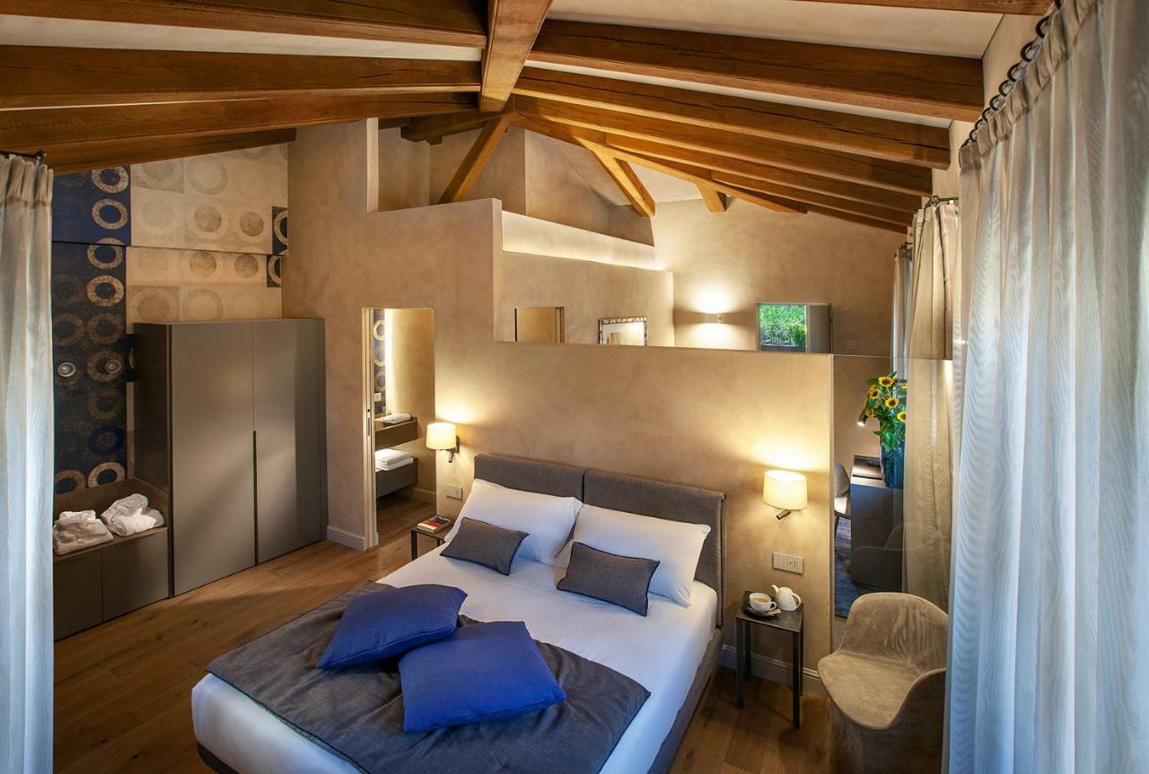 Il Cortile Di San Michele Bed & Breakfast Guarene Luaran gambar