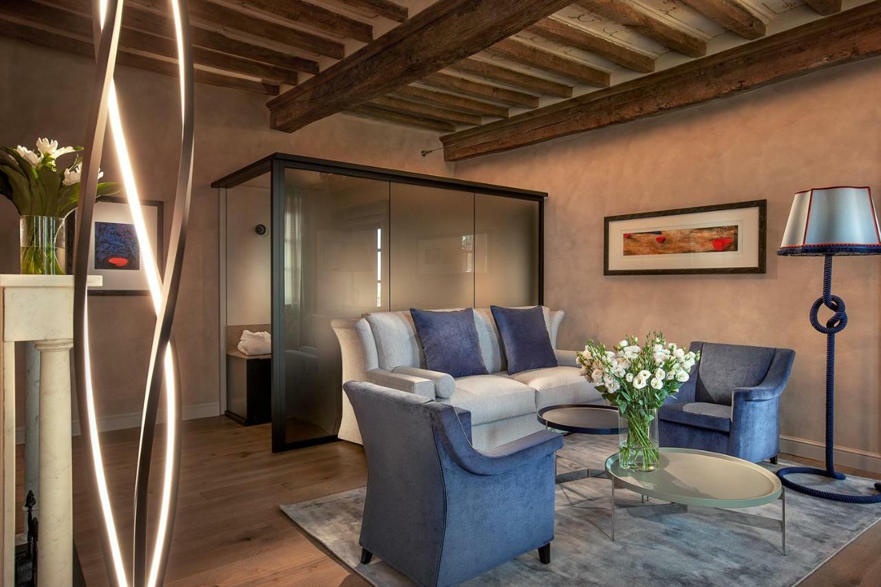 Il Cortile Di San Michele Bed & Breakfast Guarene Luaran gambar