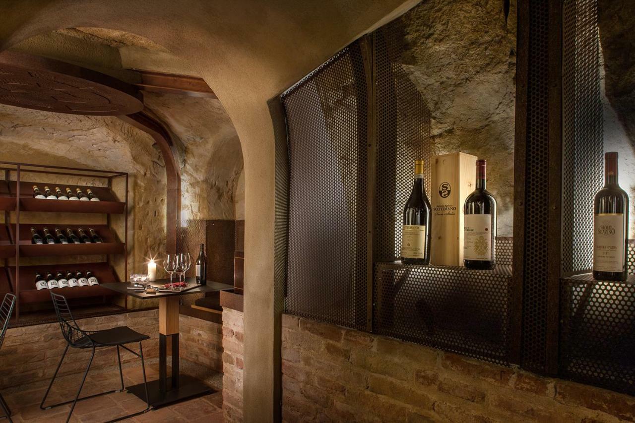 Il Cortile Di San Michele Bed & Breakfast Guarene Luaran gambar